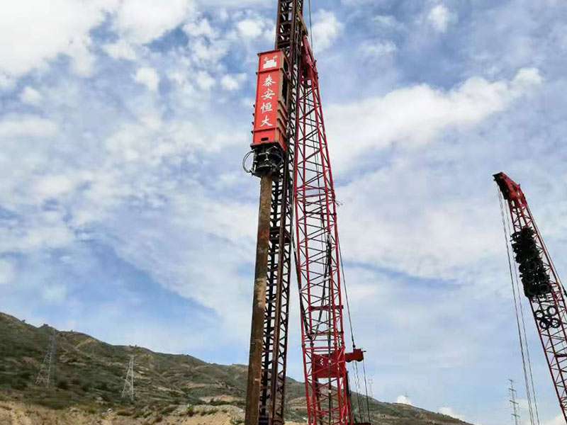 液壓錘擊樁機(jī) 液壓錘擊樁機(jī)